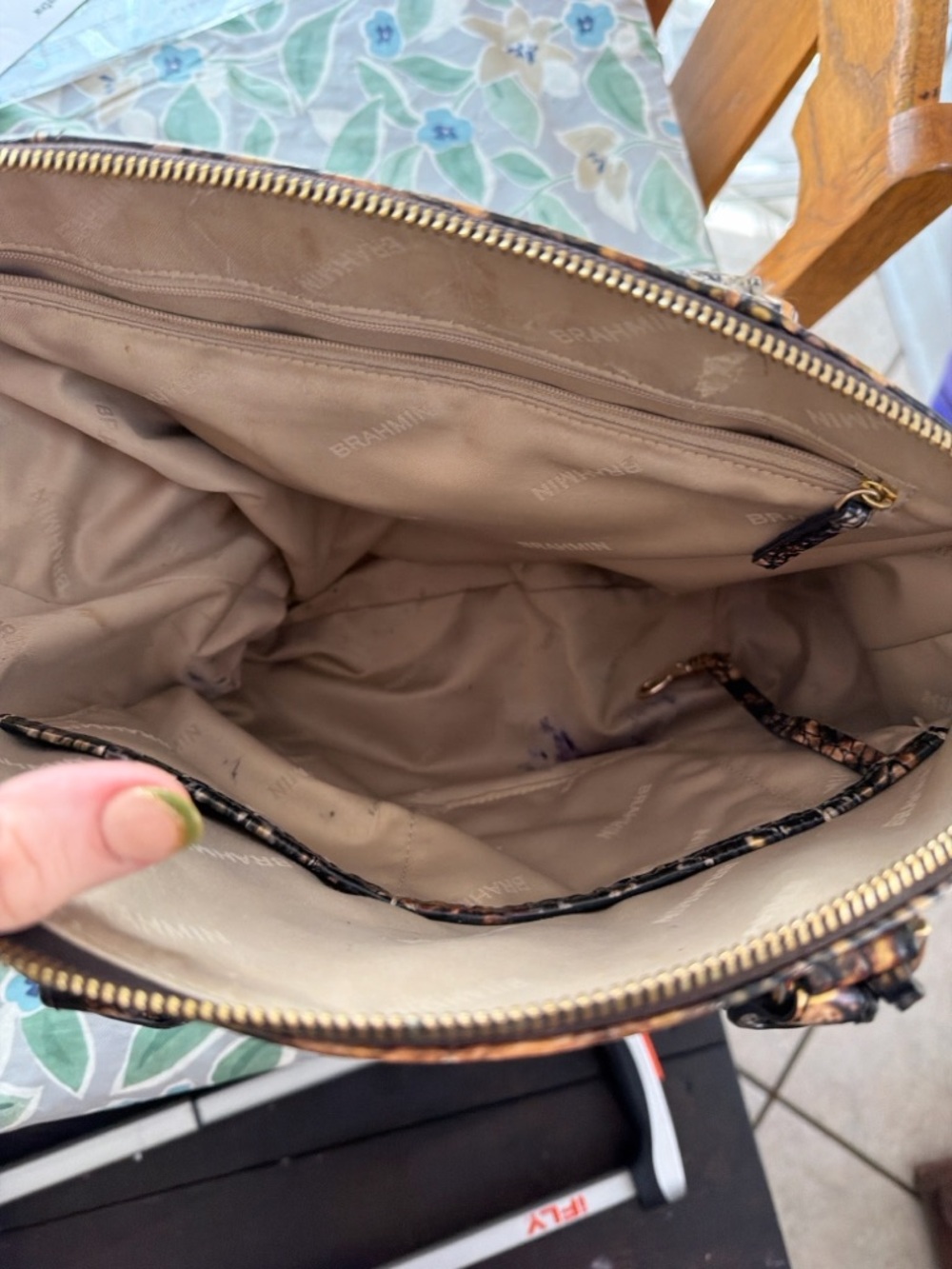 Brahmin Croc Embossed Satchel Multicolor Leather READ - Picture 2 of 3